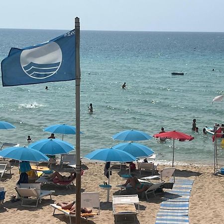 Hotel Caraibisiaco sul mare San Pietro in Bevagna Esterno foto